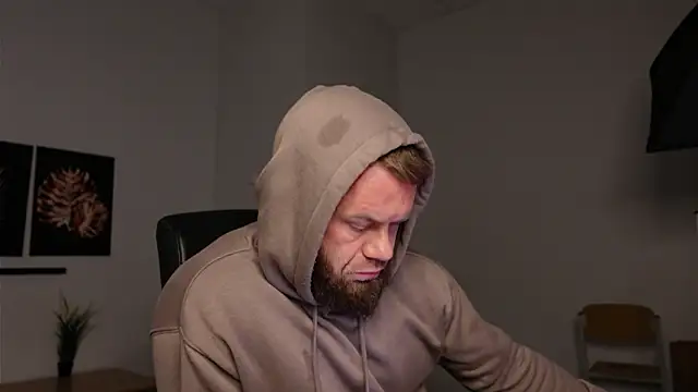 Tommy Burnz online show from September 2025 03:56:01 AM