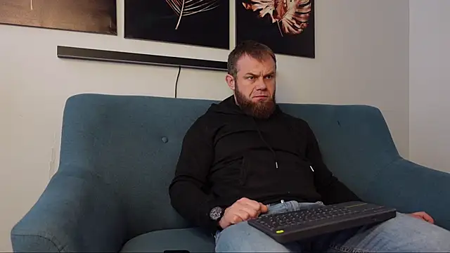 Tommy Burnz online show from February 2025 09:12:02 AM