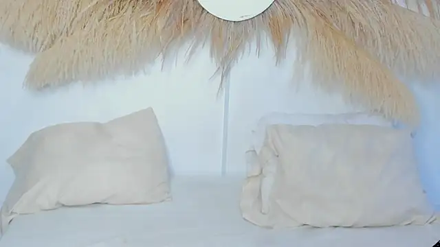 ShakeBigAss online show from October 2025 01:10:02 PM