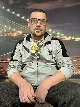 Snapshot of DanielOhCool chatting on March 2025 07:41:02 PM DanielOhCool online show from March 2025 07:41:02 PM