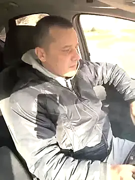 Snapshot of DanielOhCool chatting on October 2025 11:18:01 AM DanielOhCool online show from October 2025 11:18:01 AM