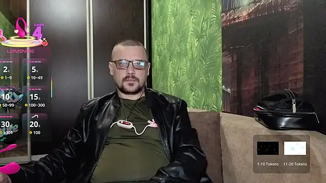 Snapshot of DanielOhCool chatting on September 2025 07:36:02 AM DanielOhCool online show from September 2025 07:36:02 AM