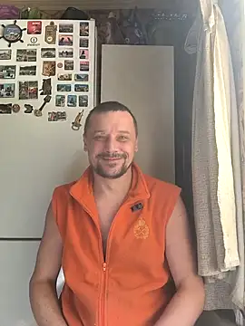 Snapshot of DanielOhCool chatting on September 2025 08:04:02 AM DanielOhCool online show from September 2025 08:04:02 AM