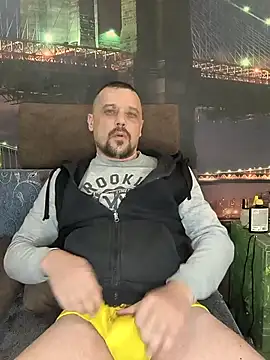 Snapshot of DanielOhCool chatting on March 2025 11:11:01 AM DanielOhCool online show from March 2025 11:11:01 AM