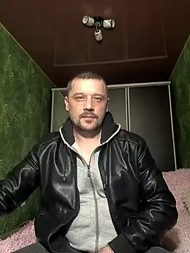 Snapshot of DanielOhCool chatting on March 2025 05:22:02 PM DanielOhCool online show from March 2025 05:22:02 PM