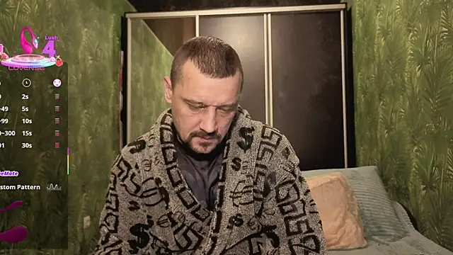 DanielOhCool online show from December 2025 07:33:02 AM