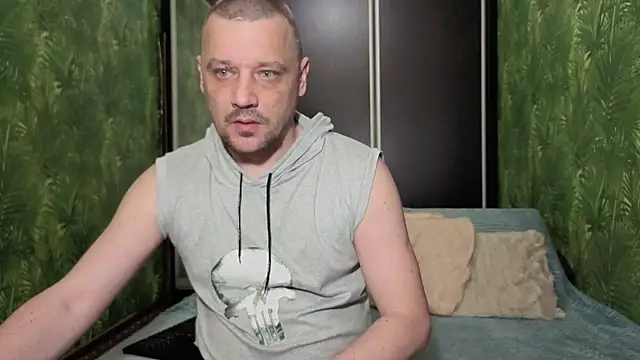 DanielOhCool online show from May 2026 06:04:02 AM