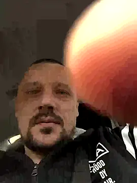 DanielOhCool online show from April 2026 09:11:01 AM