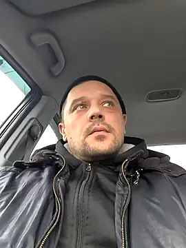 DanielOhCool online show from January 2026 12:01:01 PM