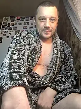 DanielOhCool online show from March 2026 04:35:02 AM