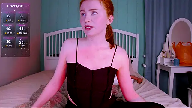 GingerArin online show from November 2025 01:15:01 PM