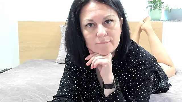 BritttanyBrix online show from May 2026 10:18:01 AM