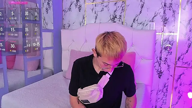 Chris Bennett online show from November 2025 01:22:01 PM