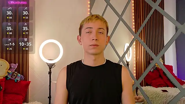 Chris Bennett online show from November 2025 01:26:01 PM