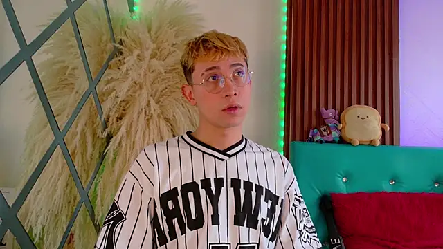 Chris Bennett online show from January 2026 01:17:02 PM