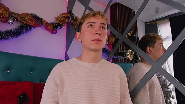 Chris Bennett online show from December 2025 01:48:02 PM