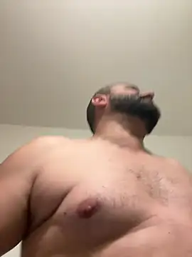 ChiIul11 online show from April 2026 10:18:02 PM