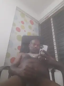 Snapshot of strongguyindia chatting on July 2026 05:42:02 PM strongguyindia online show from July 2026 05:42:02 PM