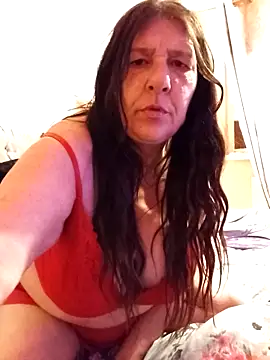 Snapshot of Leanne43 chatting on May 2026 12:35:02 AM Leanne43 online show from May 2026 12:35:02 AM