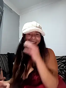 Leanne43 online show from November 2025 04:18:01 PM