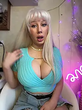 LaraHollywood online show from March 2026 07:36:01 AM