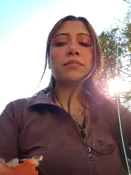 DORYY online show from November 2025 10:02:01 PM