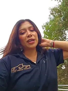 DORYY online show from April 2026 10:57:02 PM