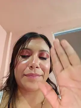 DORYY online show from April 2026 02:17:01 AM