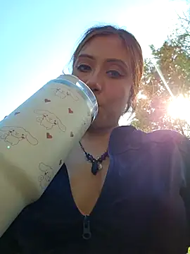 DORYY online show from November 2025 09:40:01 PM