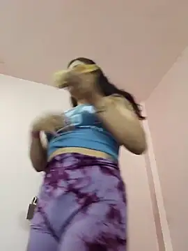 DORYY online show from September 2025 11:20:02 PM