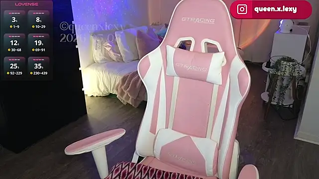 queenxlexy online show from May 2026 06:34:01 PM