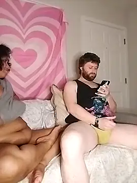 Snapshot of TasteeKitty chatting on March 2025 04:35:01 AM TasteeKitty online show from March 2025 04:35:01 AM