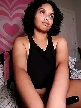 Snapshot of TasteeKitty chatting on November 2025 06:50:02 AM TasteeKitty online show from November 2025 06:50:02 AM