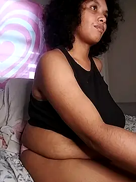 Snapshot of TasteeKitty chatting on October 2025 11:50:02 PM TasteeKitty online show from October 2025 11:50:02 PM