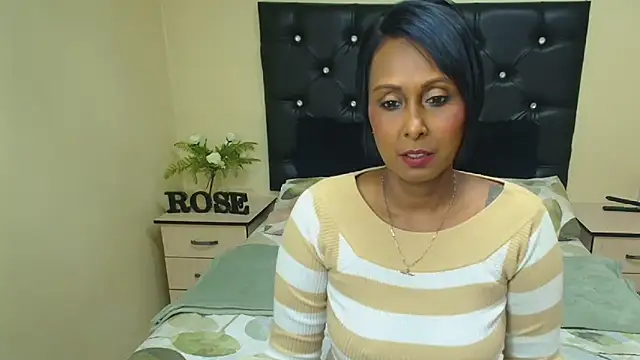 Snapshot of Ms_Rosexxx chatting on September 2025 08:32:01 AM Ms Rosexxx online show from September 2025 08:32:01 AM