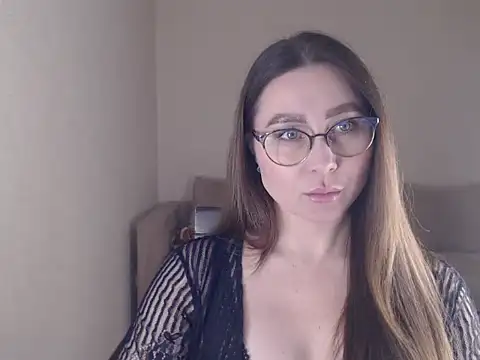 Snapshot of marishaarimova chatting on October 2025 03:56:02 PM marishaarimova online show from October 2025 03:56:02 PM