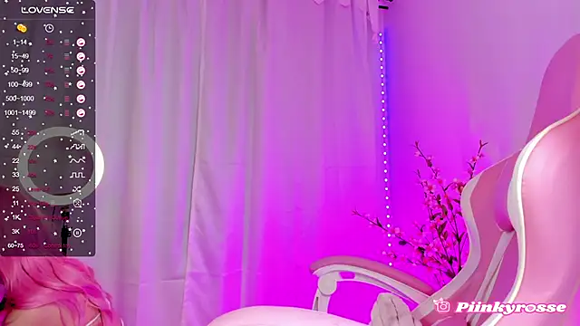 rosseblondee online show from February 2025 09:26:02 PM