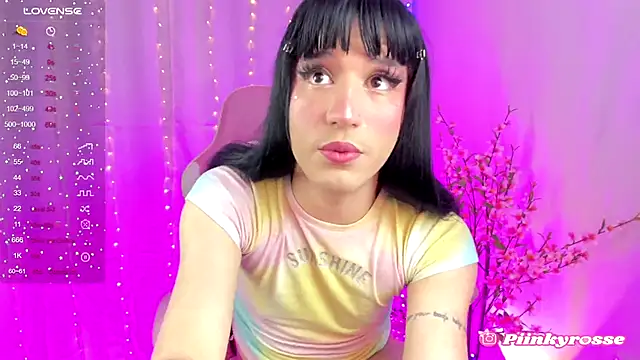 rosseblondee online show from February 2025 09:43:02 PM