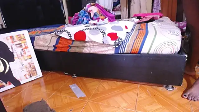 loreblackhot online show from December 2025 08:04:02 PM