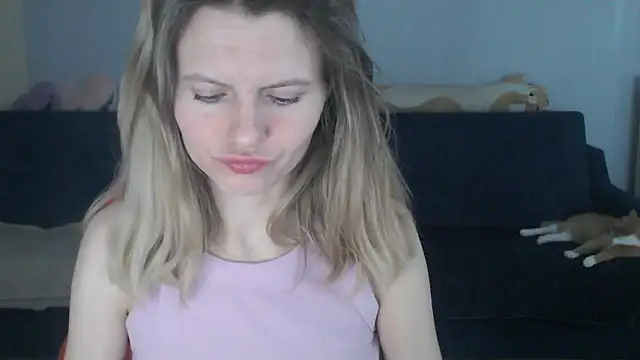 night is dark online show from March 2026 10:26:01 PM