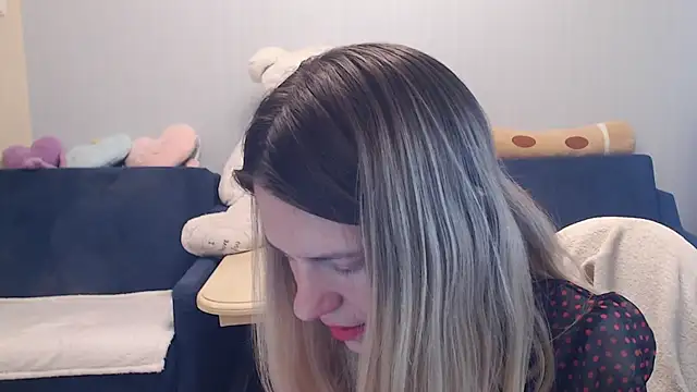 night is dark online show from November 2025 06:30:01 PM