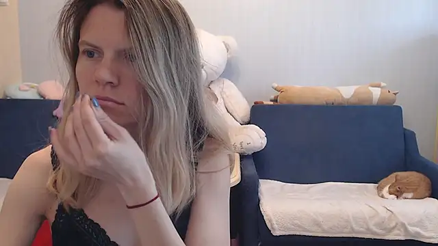 night is dark online show from May 2026 03:20:01 PM