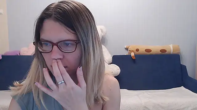 night is dark online show from November 2025 02:44:02 PM