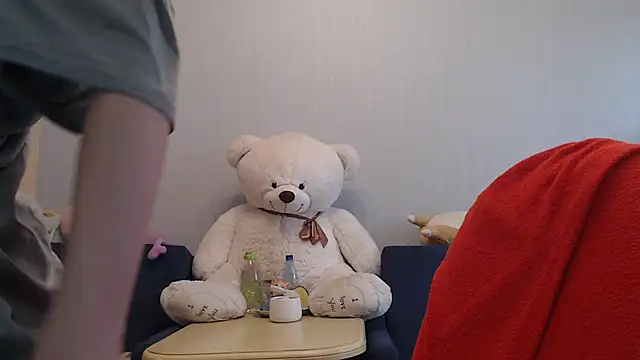 night is dark online show from April 2026 12:54:01 PM