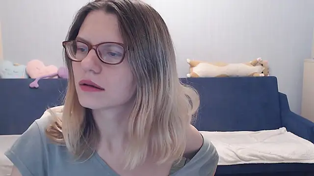 night is dark online show from November 2025 01:49:01 PM