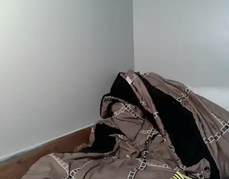 IxanSantiago95 online show from October 2025 09:39:01 AM