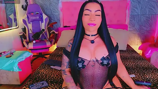 macasweet online show from November 2025 10:24:02 PM