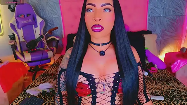 macasweet online show from November 2025 08:13:02 PM