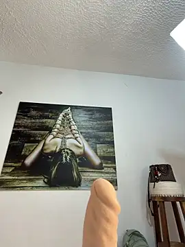 valerie lya online show from February 2026 08:04:01 PM