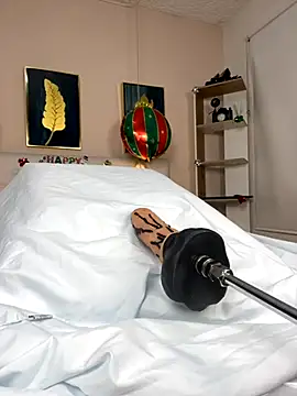 valerie lya online show from November 2025 08:20:01 PM